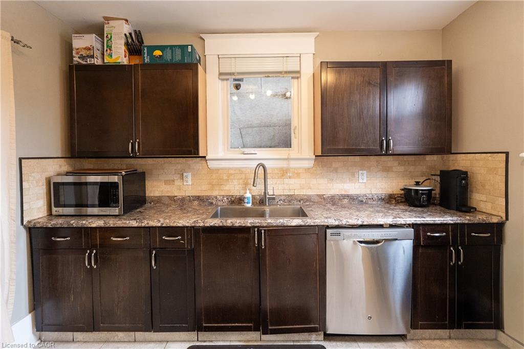 293 Charette Street Property Photo 7