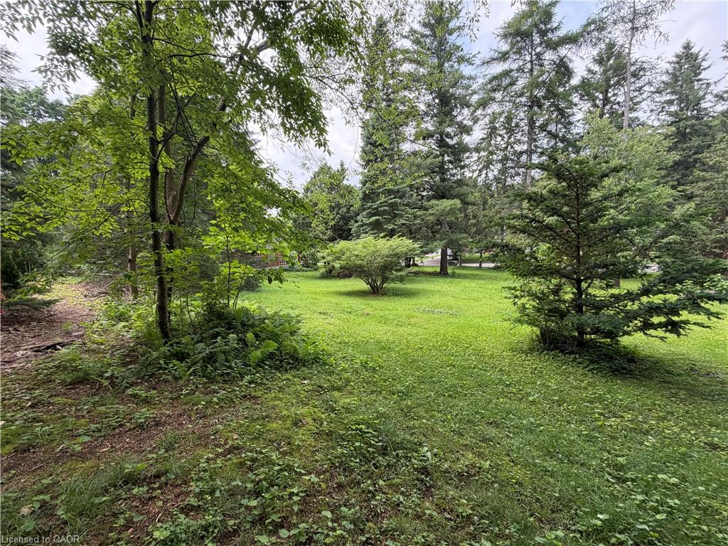 152 Mccall Crescent Property Photo 22