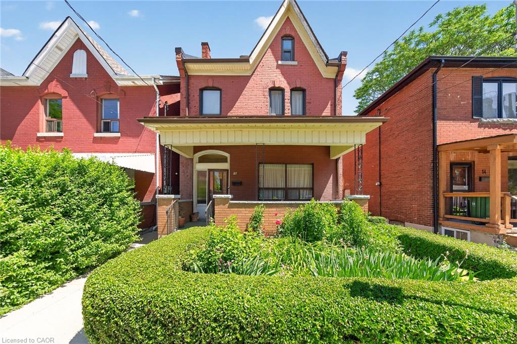 16 Mulberry Street Property Photo 1