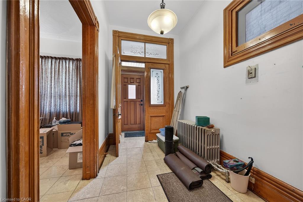 16 Mulberry Street Property Photo 8