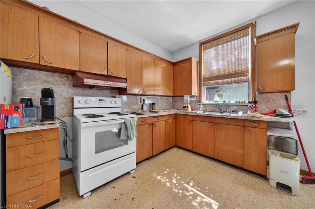 16 Mulberry Street Property Photo 14