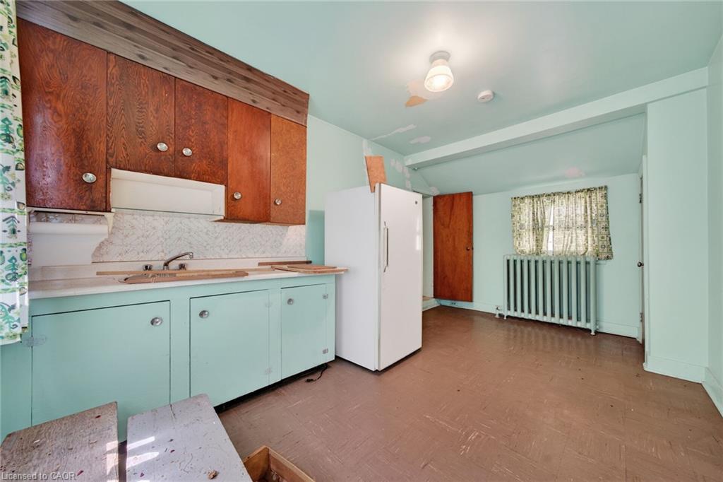 16 Mulberry Street Property Photo 41