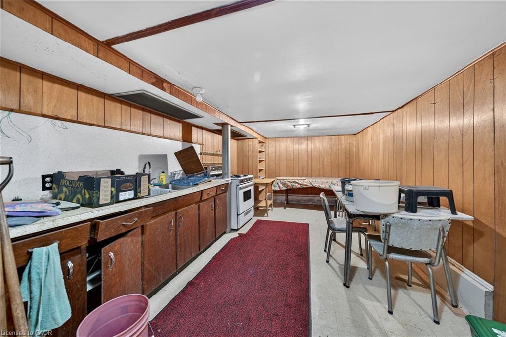 16 Mulberry Street Property Photo 42