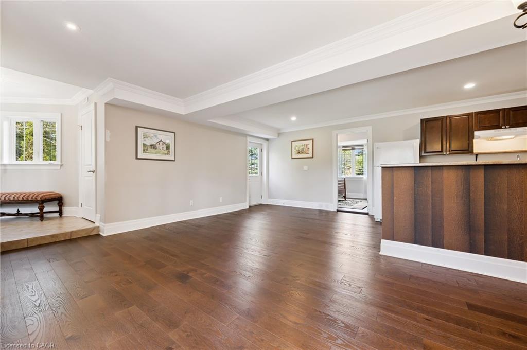 2073 Maplewood Road Property Photo 29