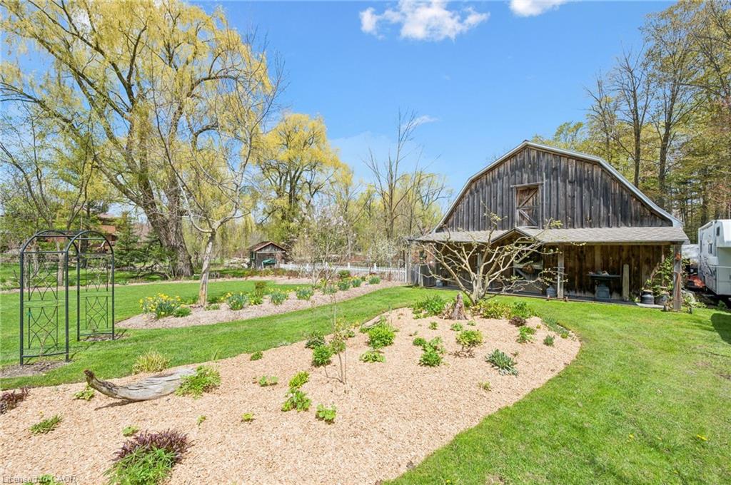 2073 Maplewood Road Property Photo 38
