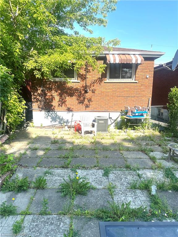 70 Ellis Avenue Property Photo 4