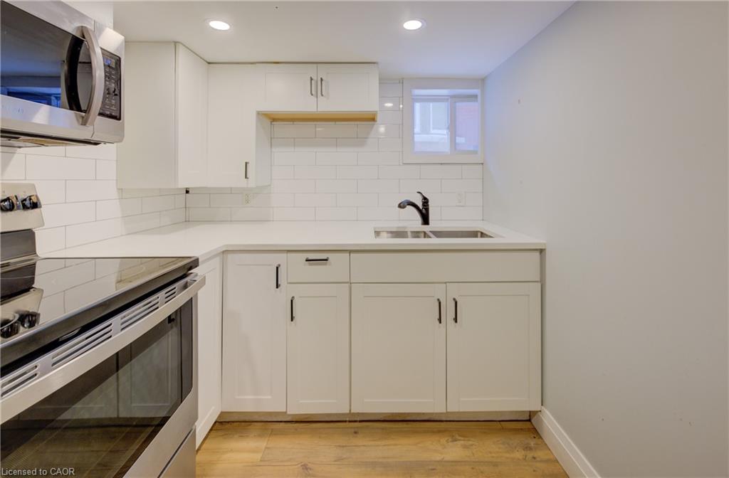 21 Fairview Avenue Property Photo 10