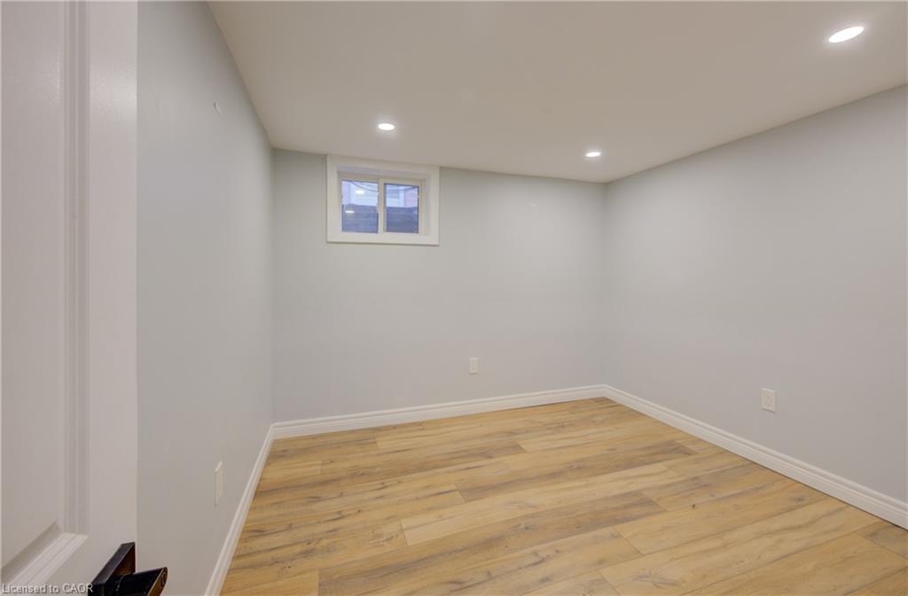 21 Fairview Avenue Property Photo 13