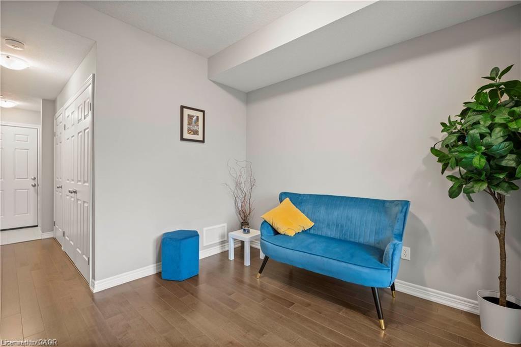 27-107 Westra Drive Property Photo 8