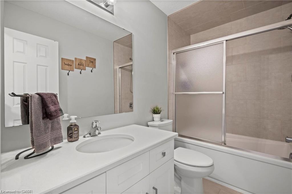 27-107 Westra Drive Property Photo 22