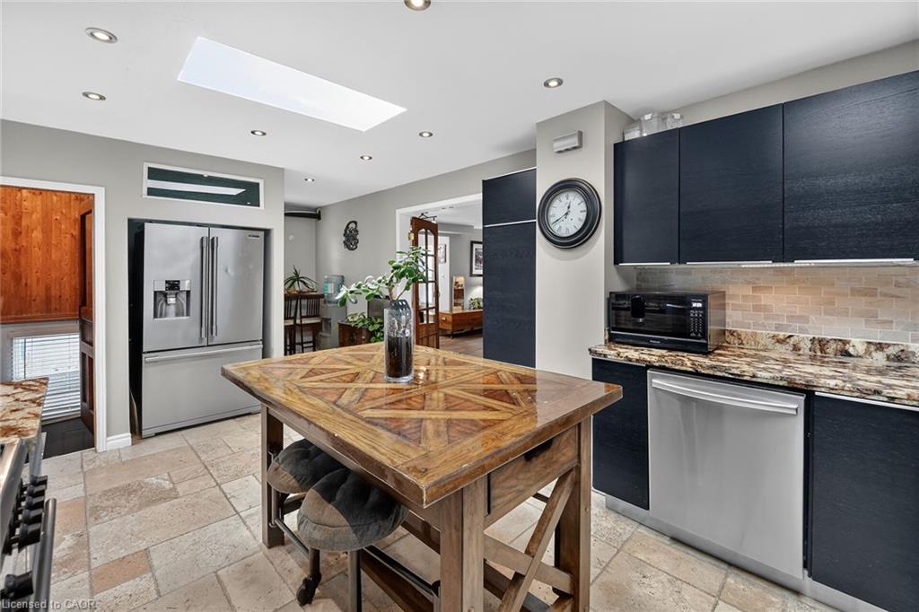 3555 Campden Road Property Photo 13