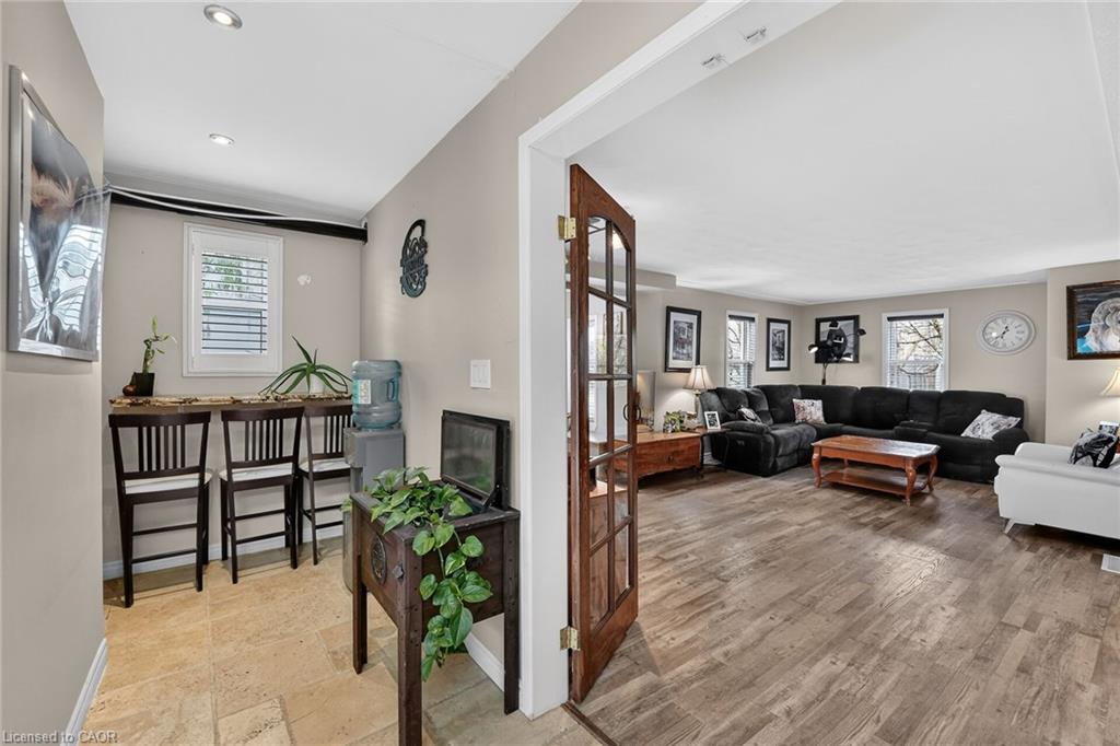 3555 Campden Road Property Photo 14