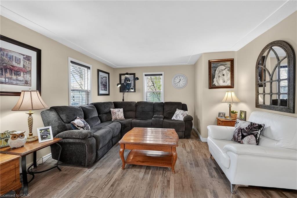 3555 Campden Road Property Photo 17