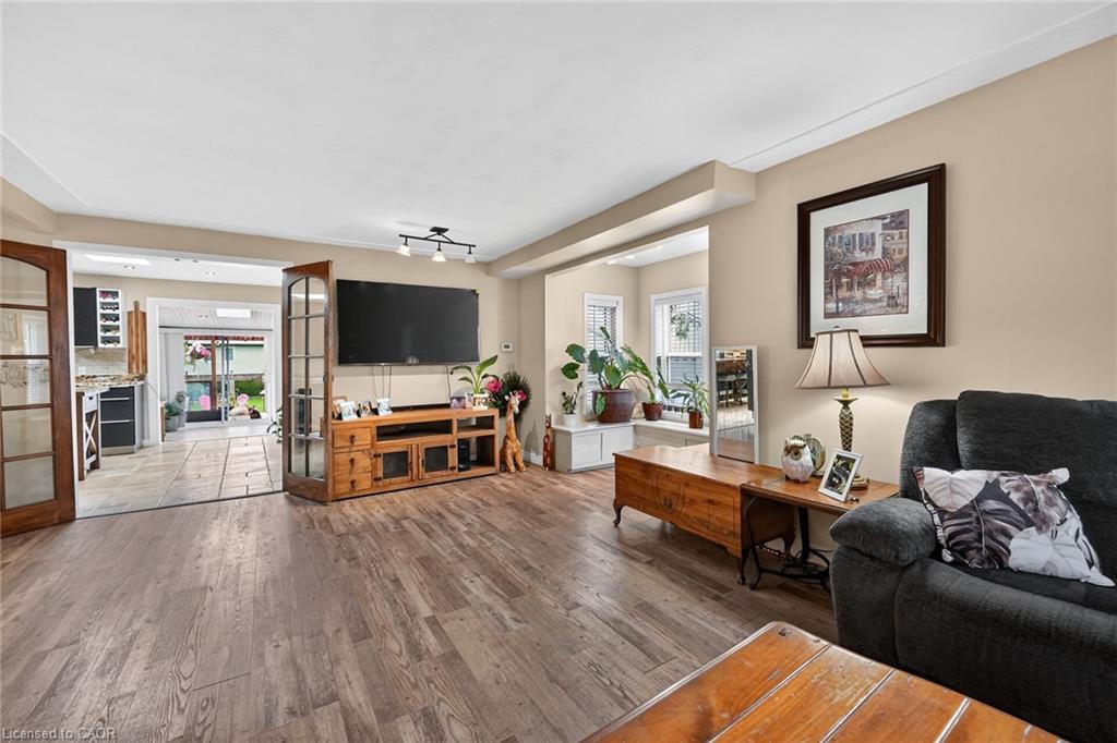 3555 Campden Road Property Photo 18