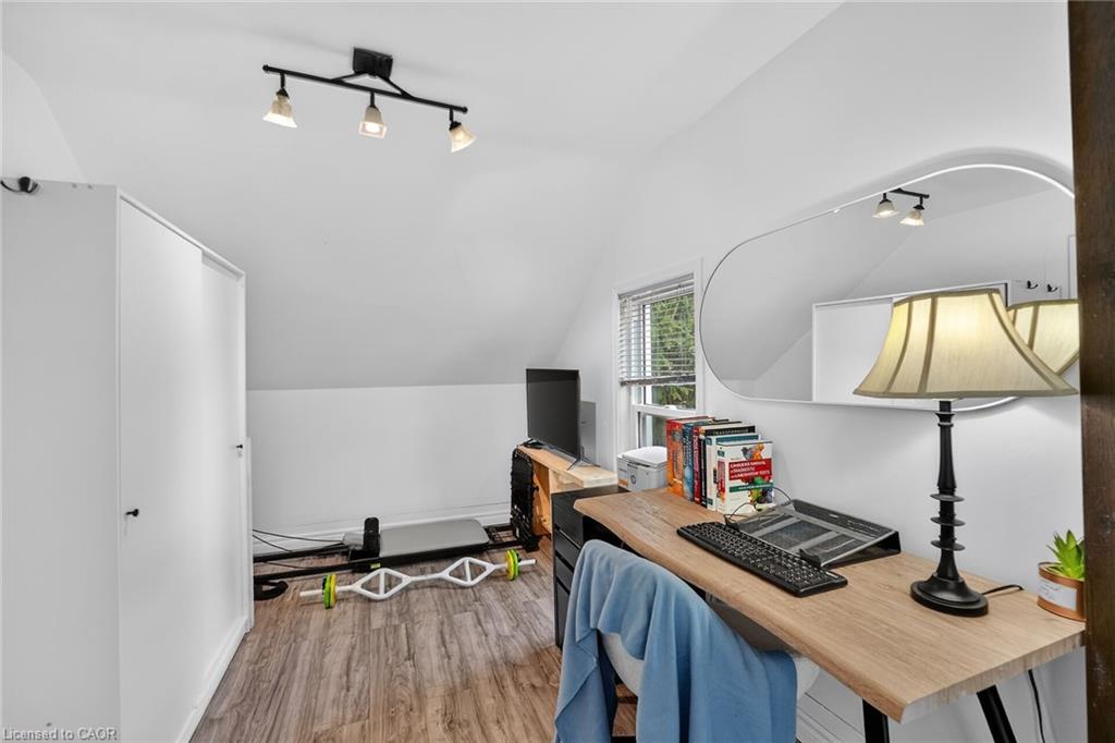 3555 Campden Road Property Photo 26