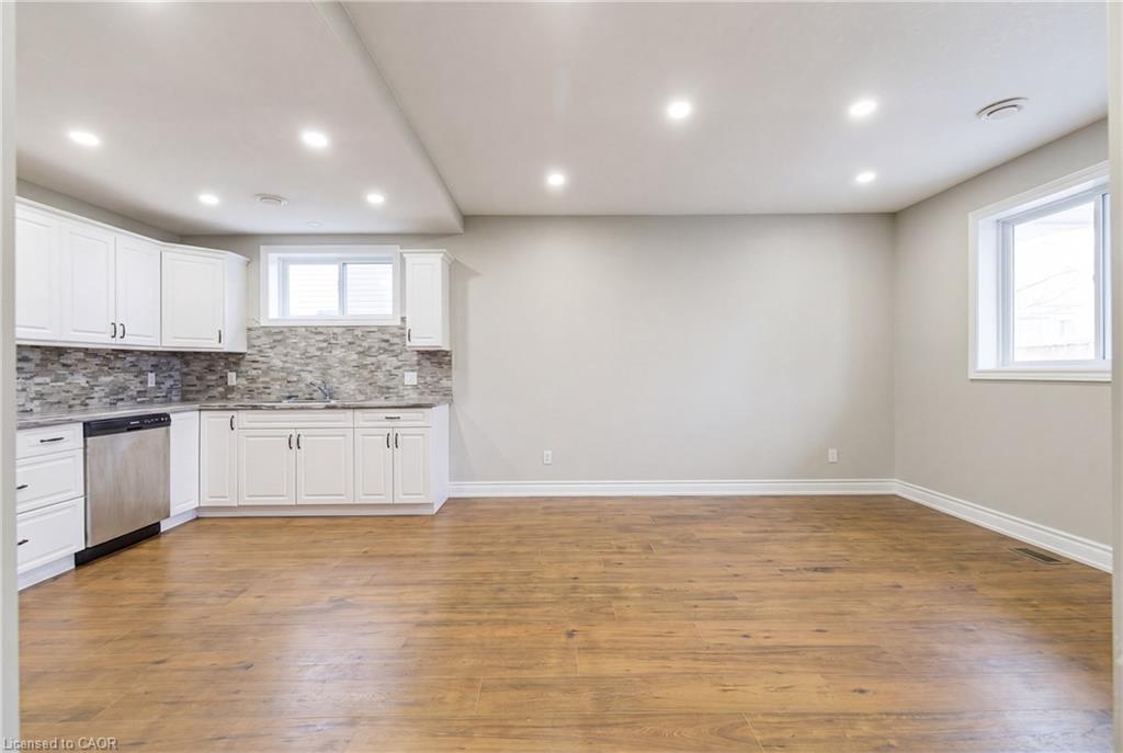 54 Paige Street Property Photo 45