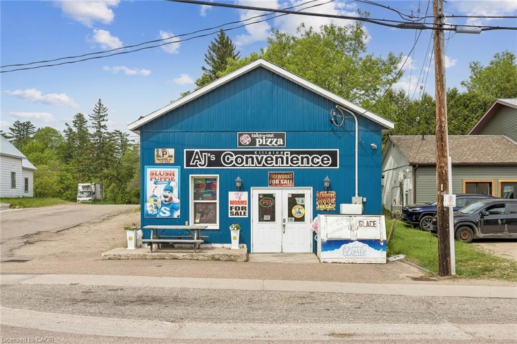 188 Queen Street Property Photo 4