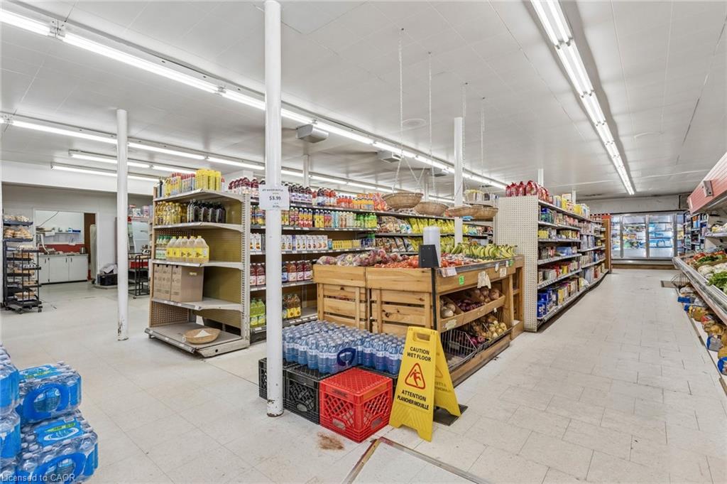 188 Queen Street Property Photo 20