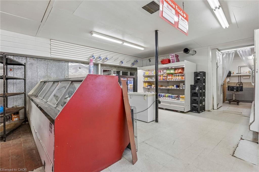 188 Queen Street Property Photo 26