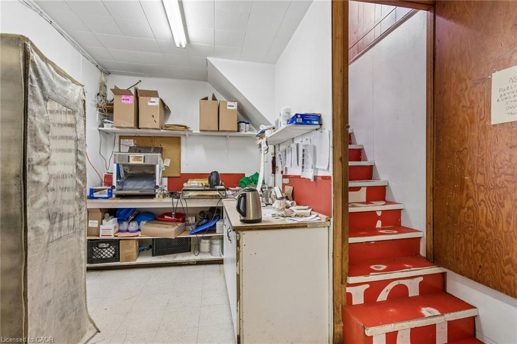 188 Queen Street Property Photo 34