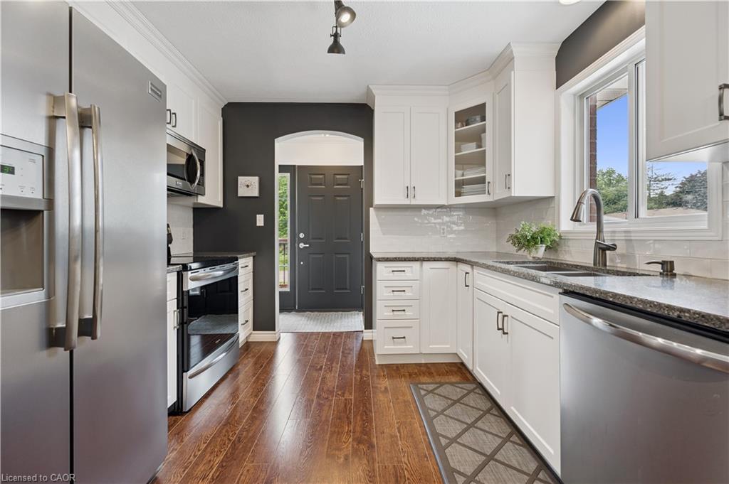 4 George Street Property Photo 1