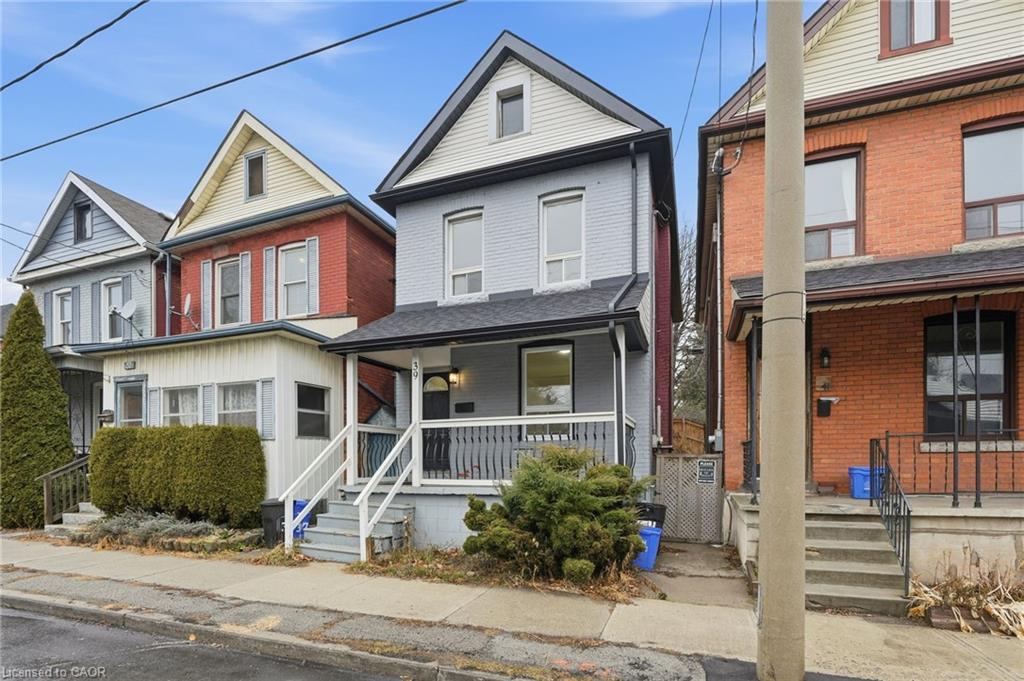 39 Burlington Street E Property Photo 1