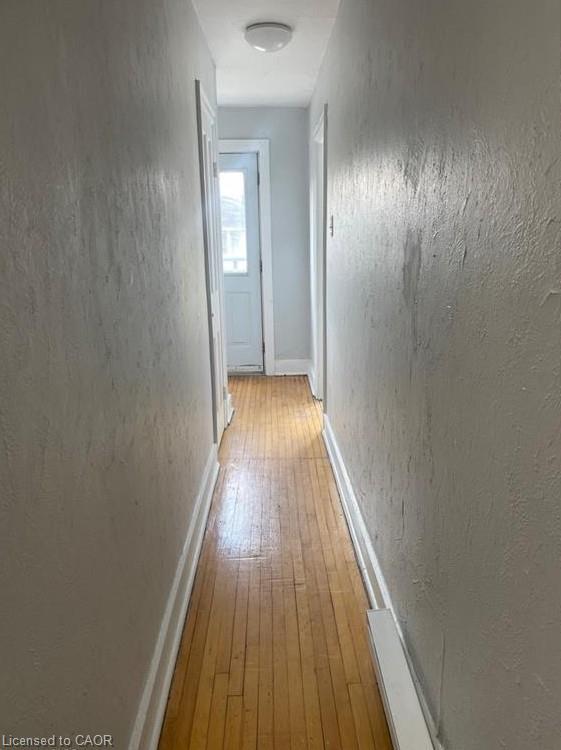 74 William Street W Property Photo 4