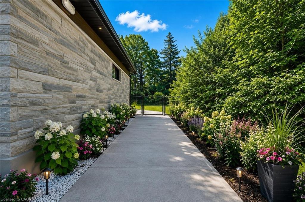 6 Campbell Farm Road Property Photo 3
