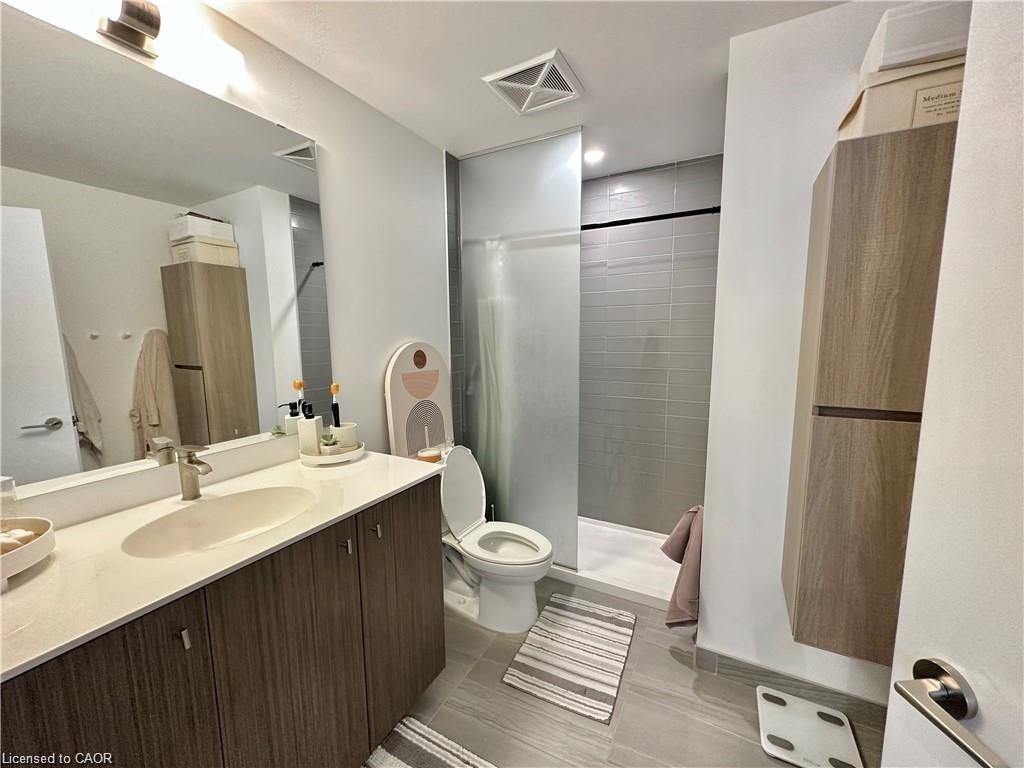 1114-15 Wellington Street S Property Photo 17