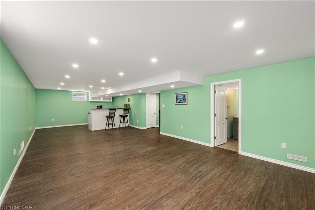 1863 Ballymote Avenue Property Photo 28