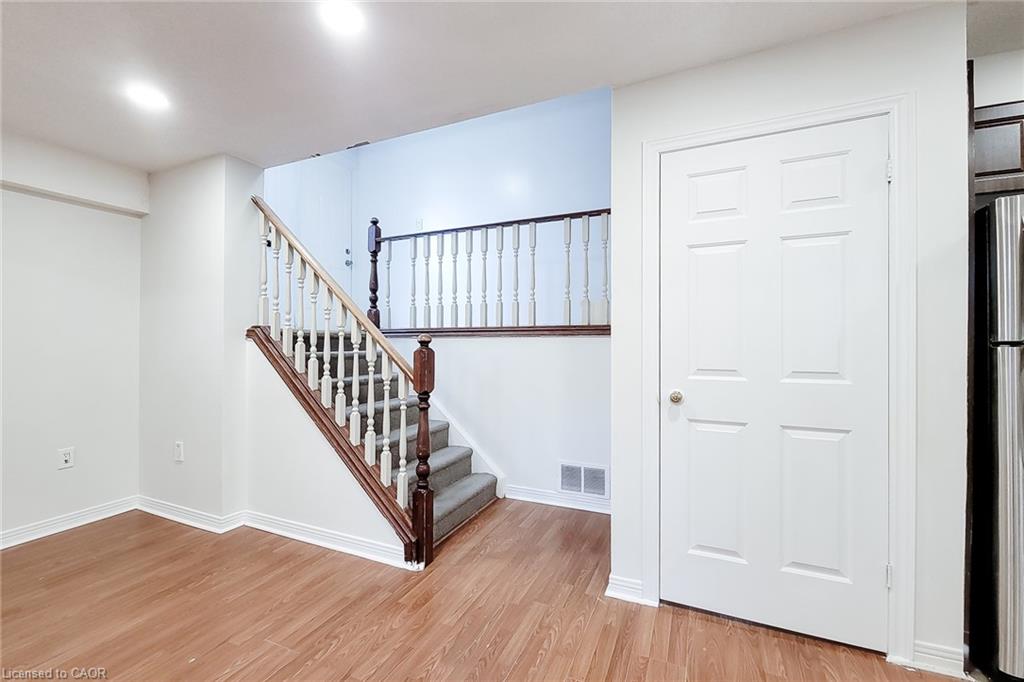 10 Lancer Court Property Photo 6