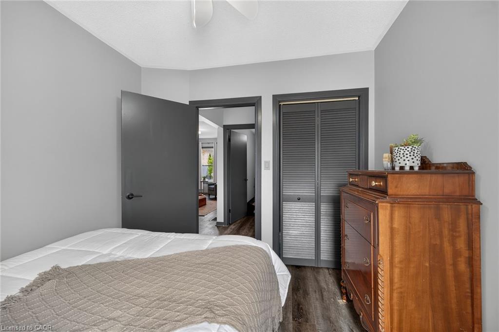 184 London Street N Property Photo 17