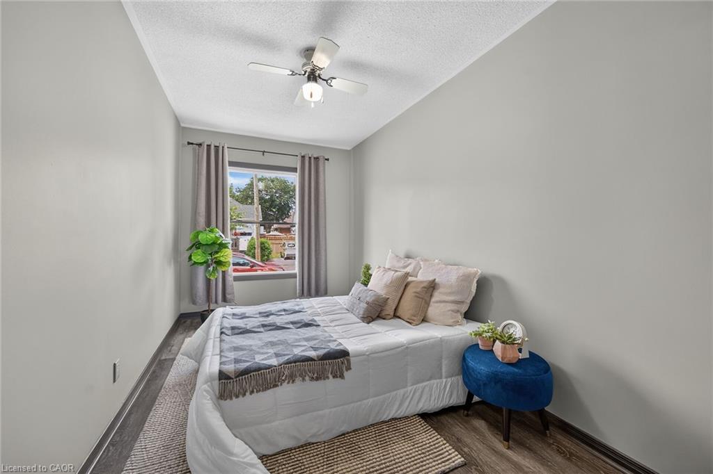 184 London Street N Property Photo 18