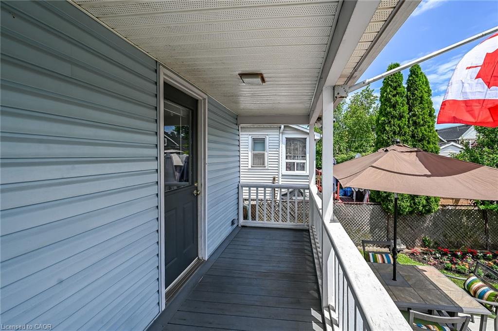 184 London Street N Property Photo 26