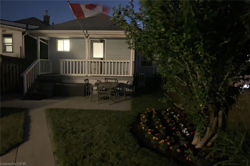 184 London Street N Property Photo 30