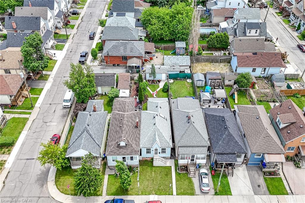 184 London Street N Property Photo 46