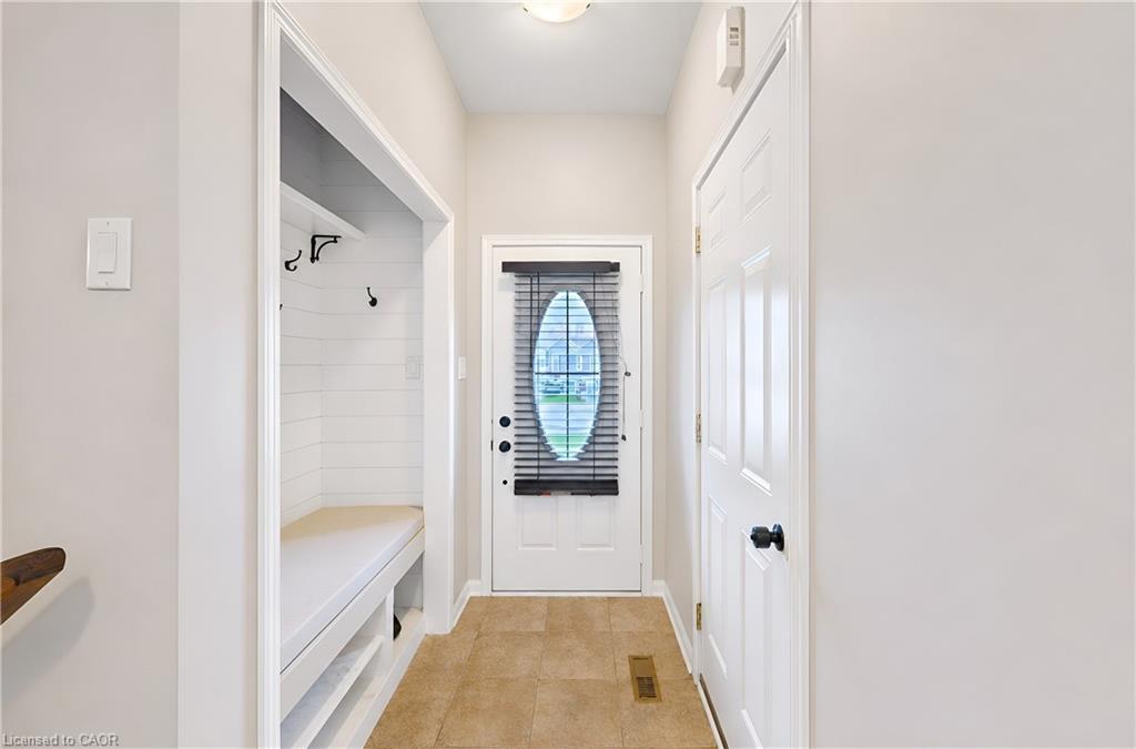 669 Gervais Terrace Property Photo 5