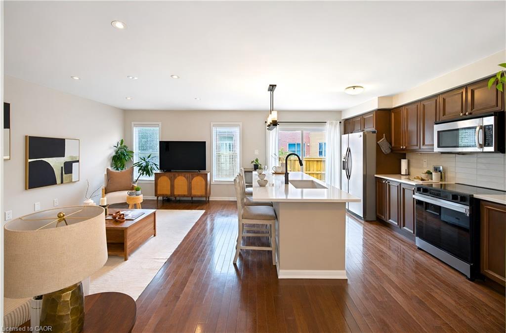 669 Gervais Terrace Property Photo 11