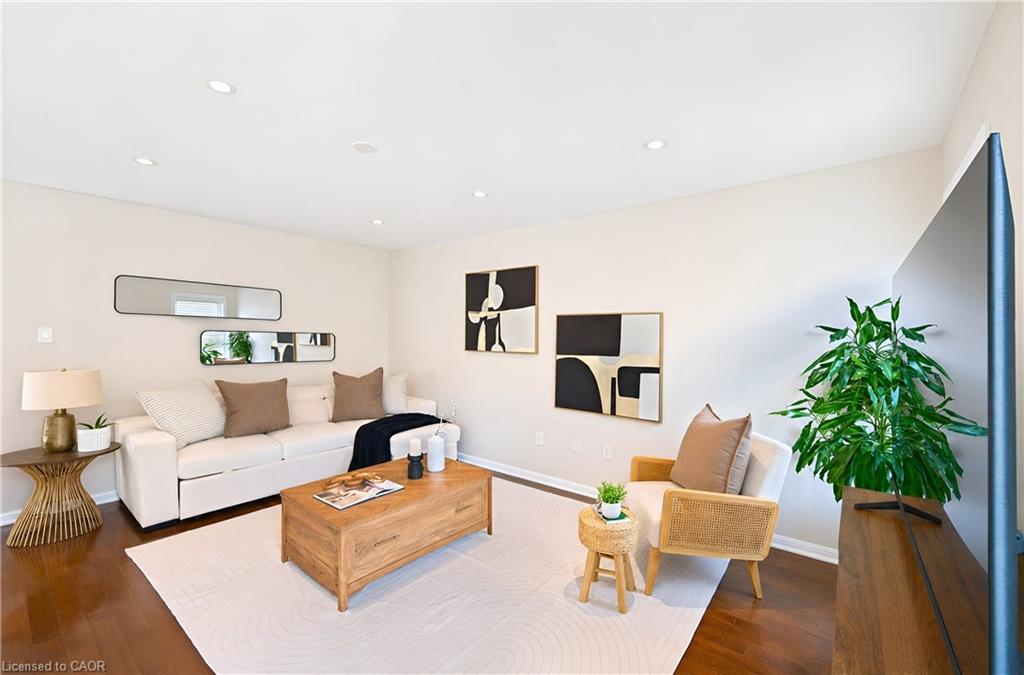 669 Gervais Terrace Property Photo 20