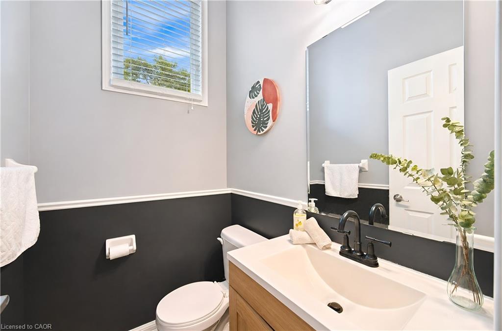 669 Gervais Terrace Property Photo 25