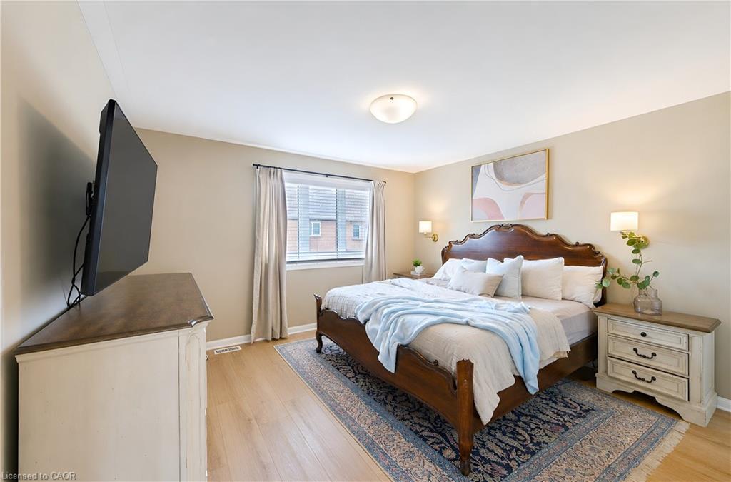 669 Gervais Terrace Property Photo 28