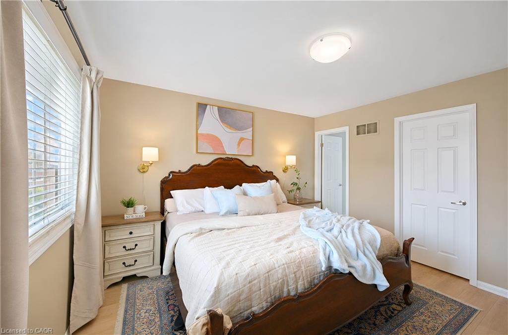 669 Gervais Terrace Property Photo 29