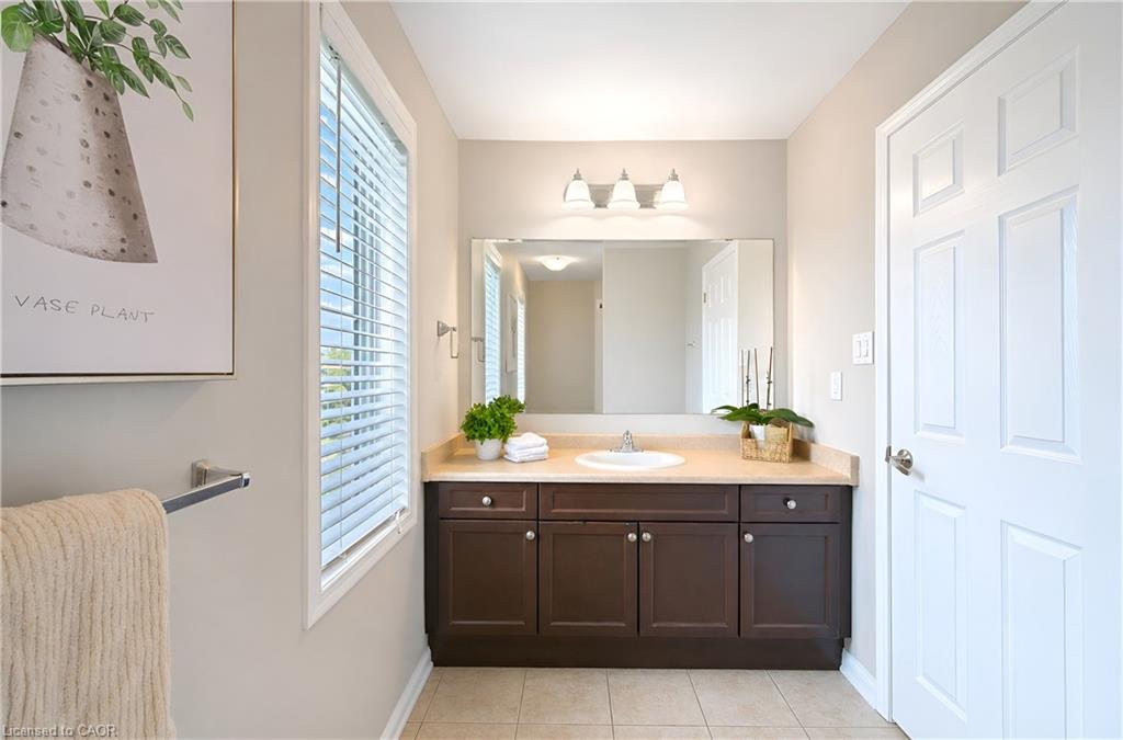 669 Gervais Terrace Property Photo 39