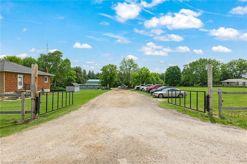 8139 Indian Trail Property Photo 5