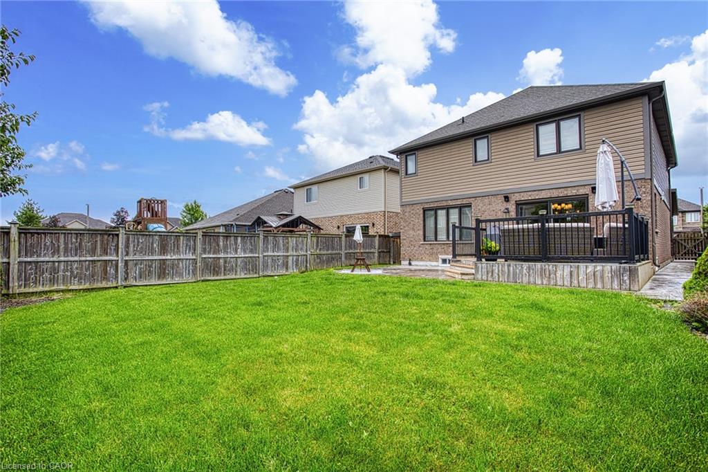 269 Cardinal Crescent Property Photo 45