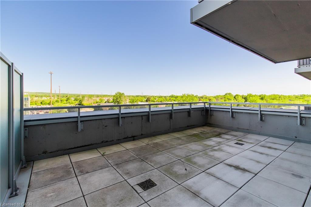 611-2093 Fairview Street Property Photo 19