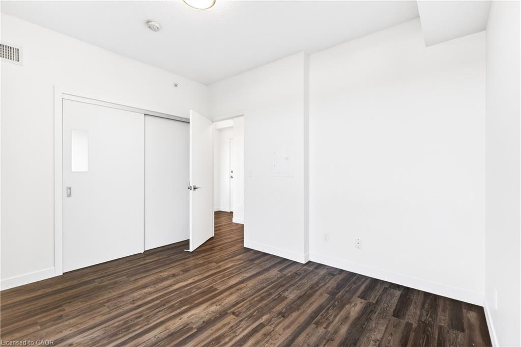 611-2093 Fairview Street Property Photo 23
