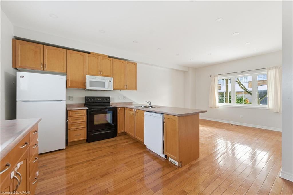 25-100 Beddoe Drive Property Photo 6
