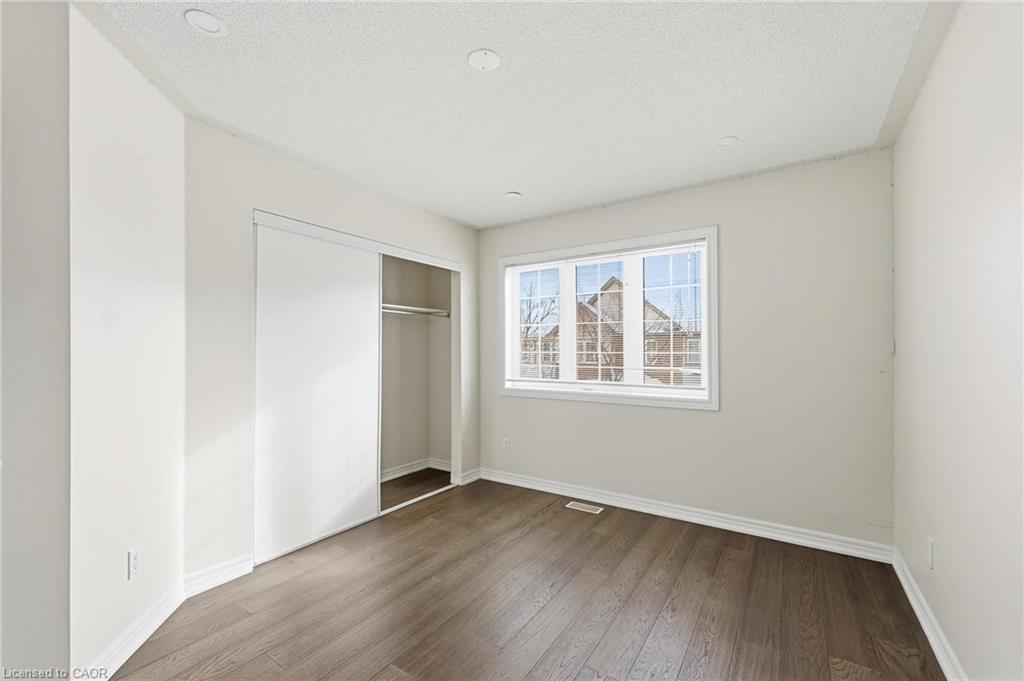 25-100 Beddoe Drive Property Photo 19