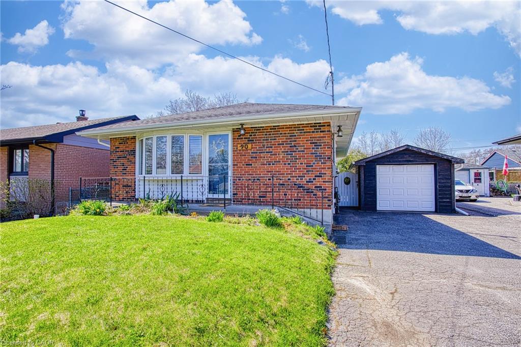90 Prince Charles Drive Property Photo 1